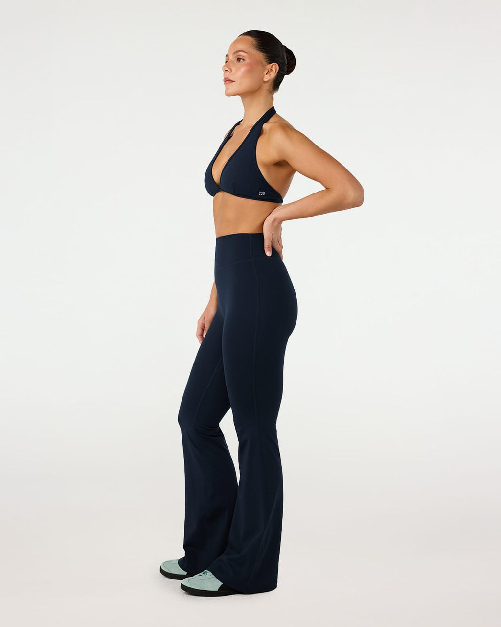 Form Invisible Scrunch Flare Leggings | Deep Navy