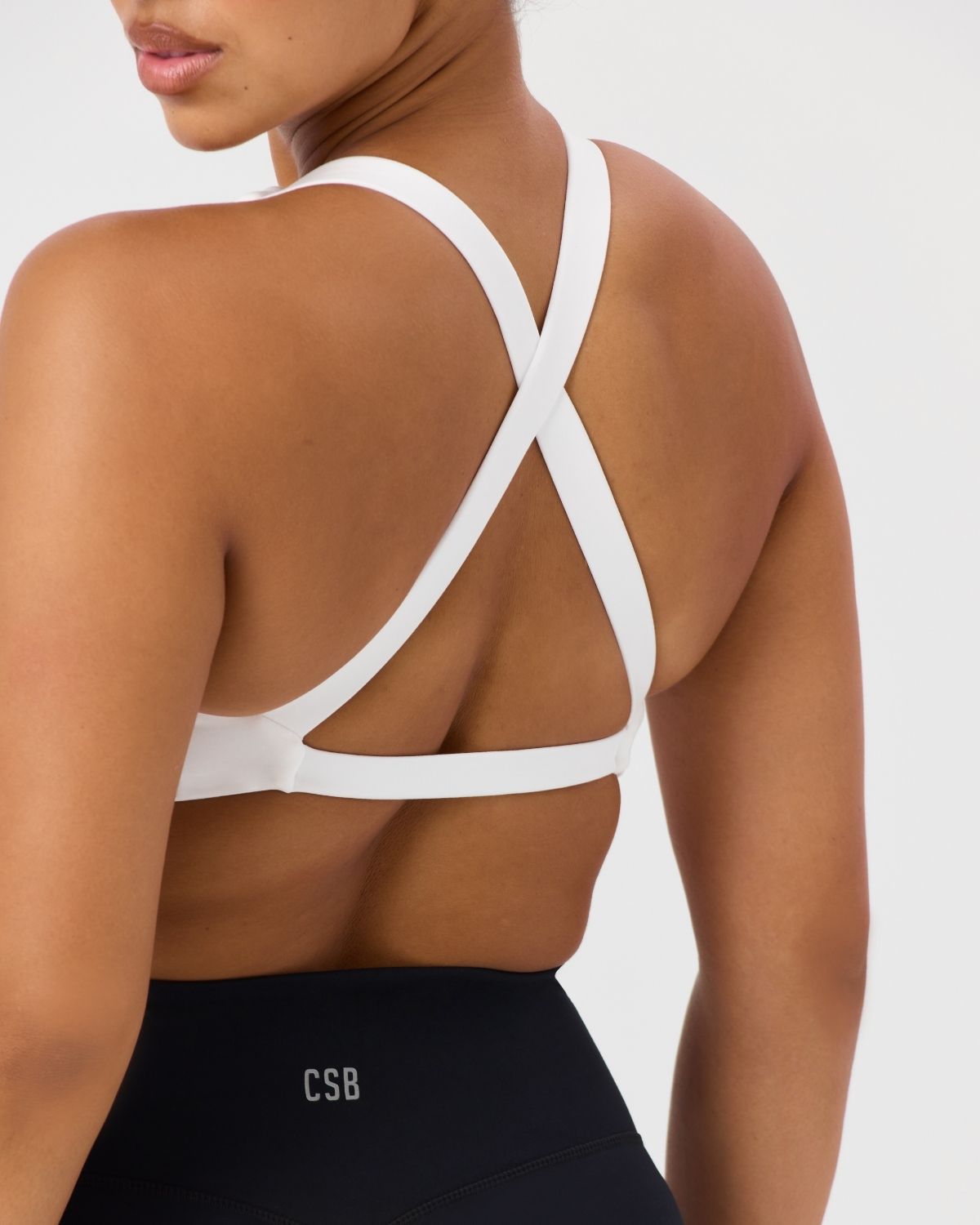 Serenity Sierra Crop | White