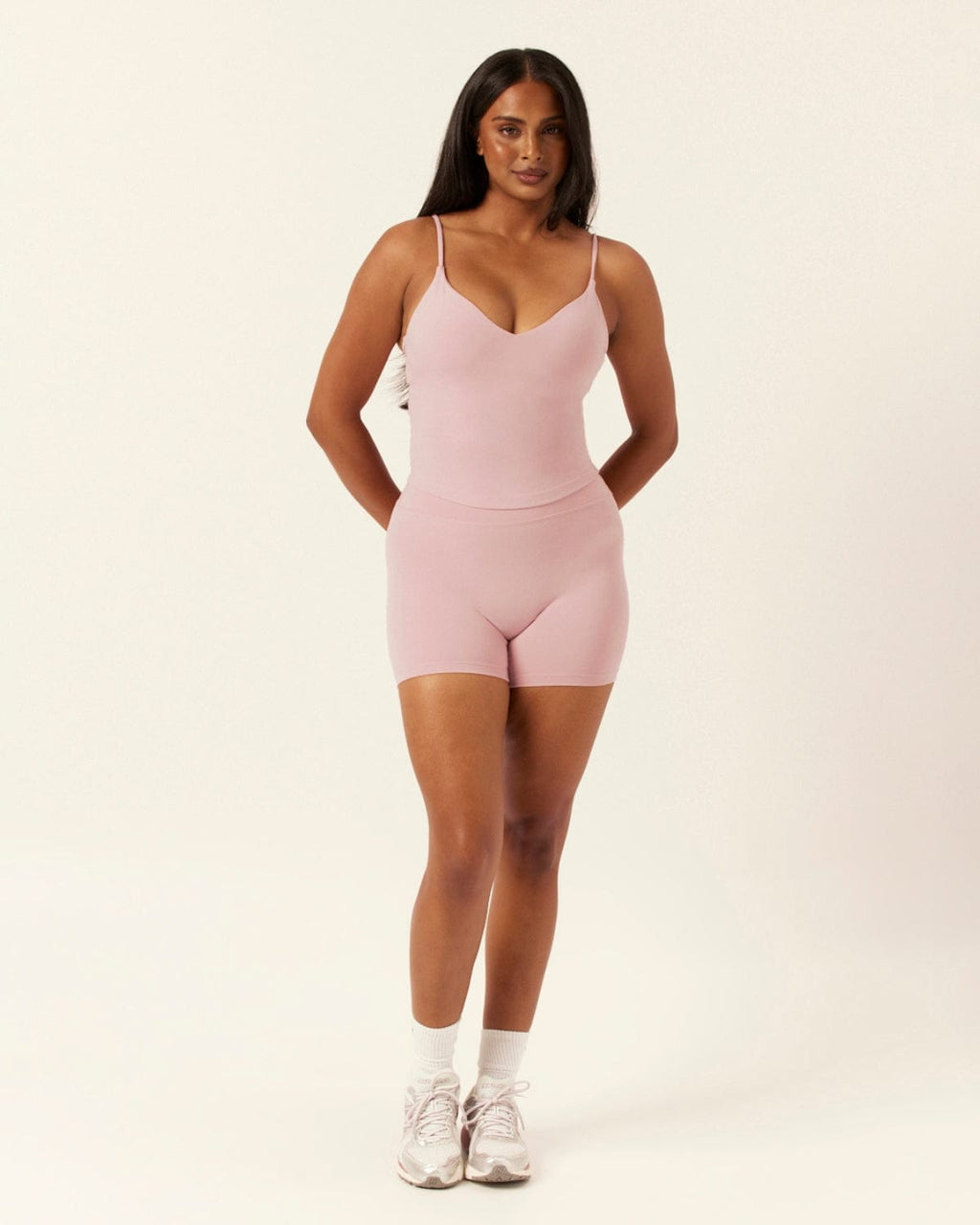 Form Invisible Scrunch Shorts 5" | Dusty Pink