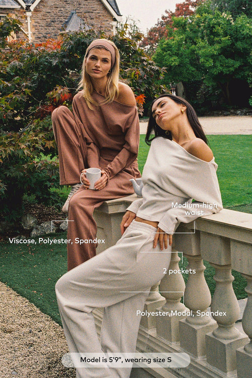 Ease Wide Leg Pant