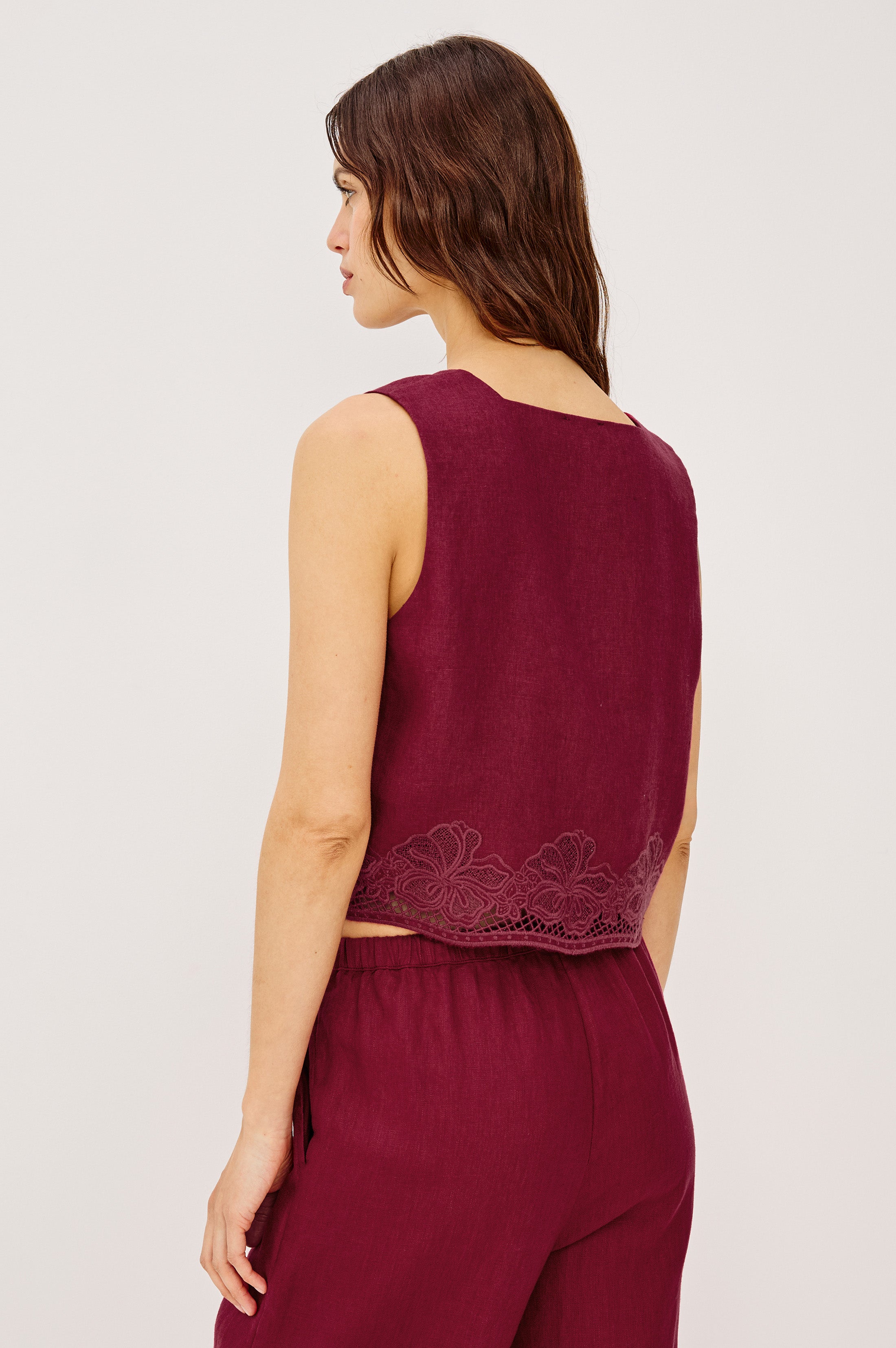 Akira Top - Berry Hibiscus Embroidery