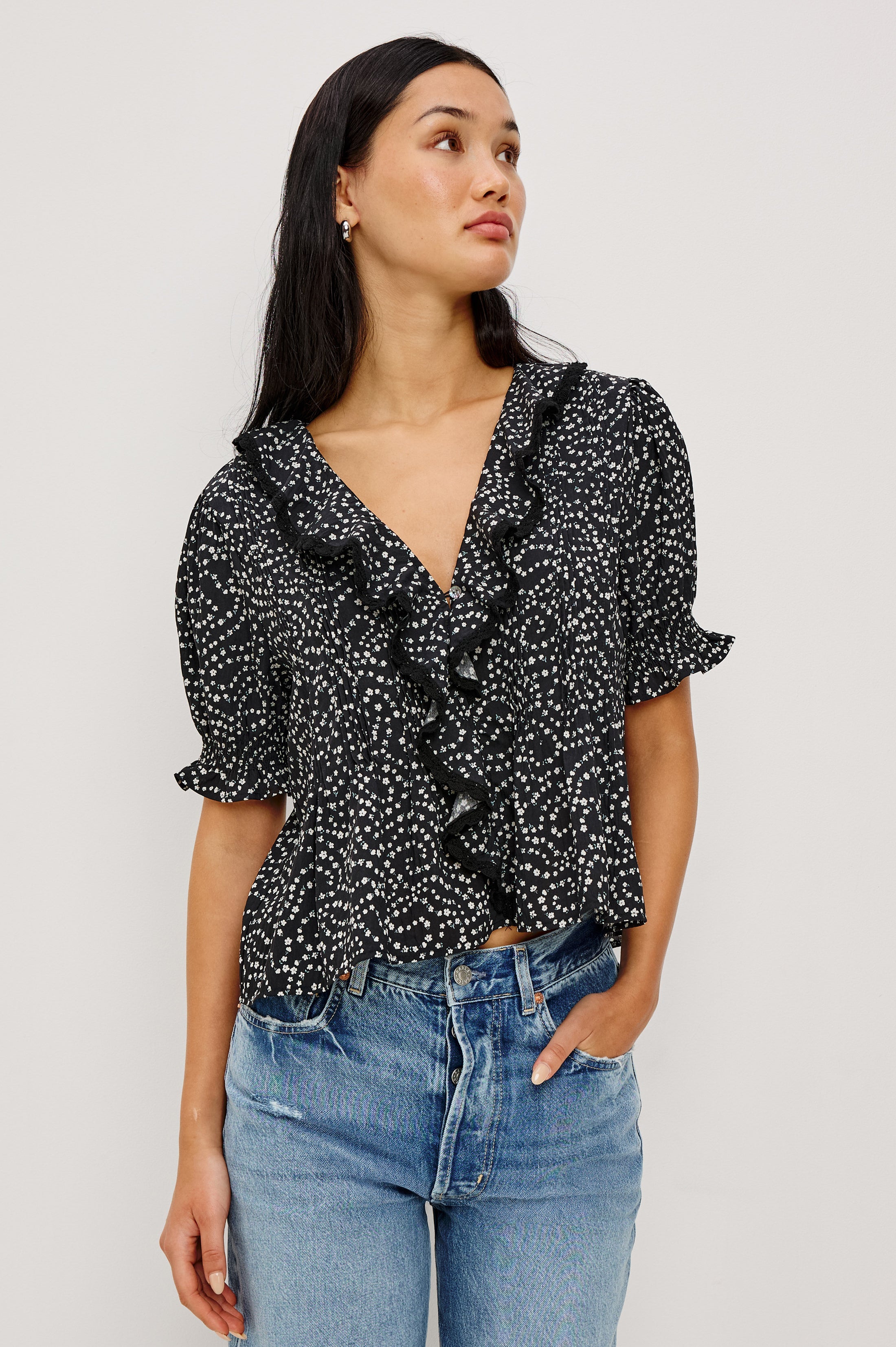 Bloom Shirt - Mini Chain Daisies