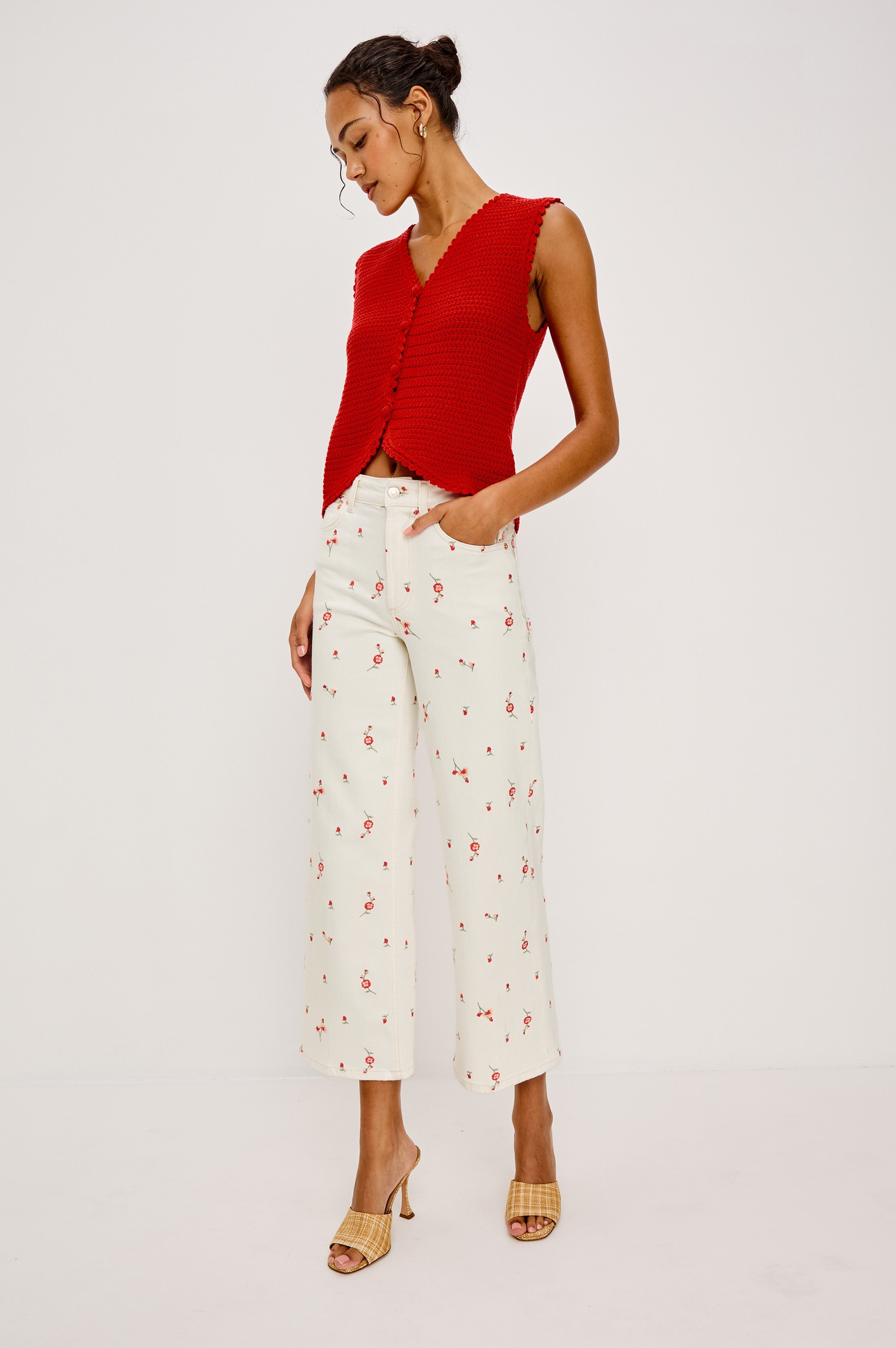 Calypso Vest - Scarlet