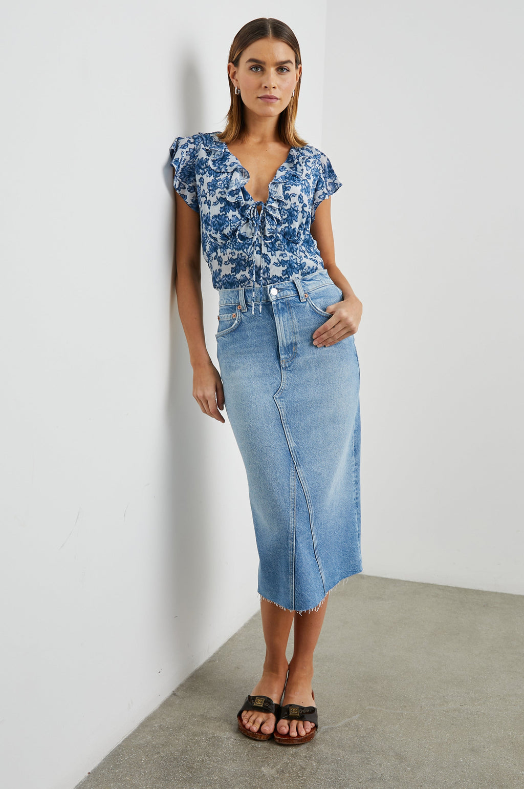 Carmine Top - Chambray Floral