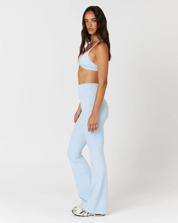 Form Invisible Scrunch Flare Fold Over Leggings
