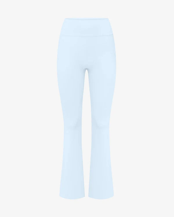Form Invisible Scrunch Flare Fold Over Leggings