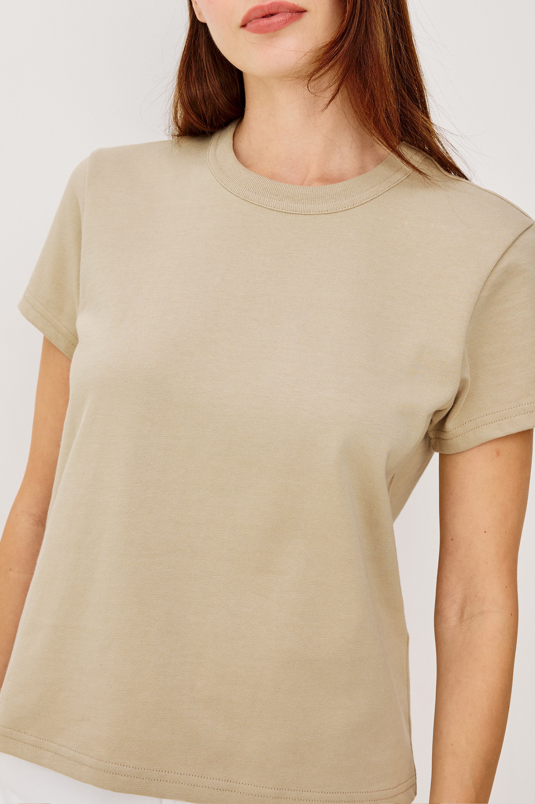 Girlfriend T-Shirt - Dune