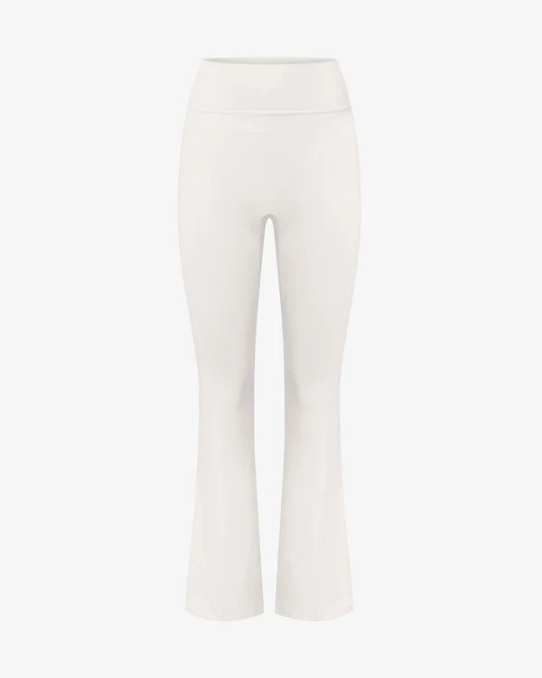 Form Invisible Scrunch Flare Fold Over Leggings