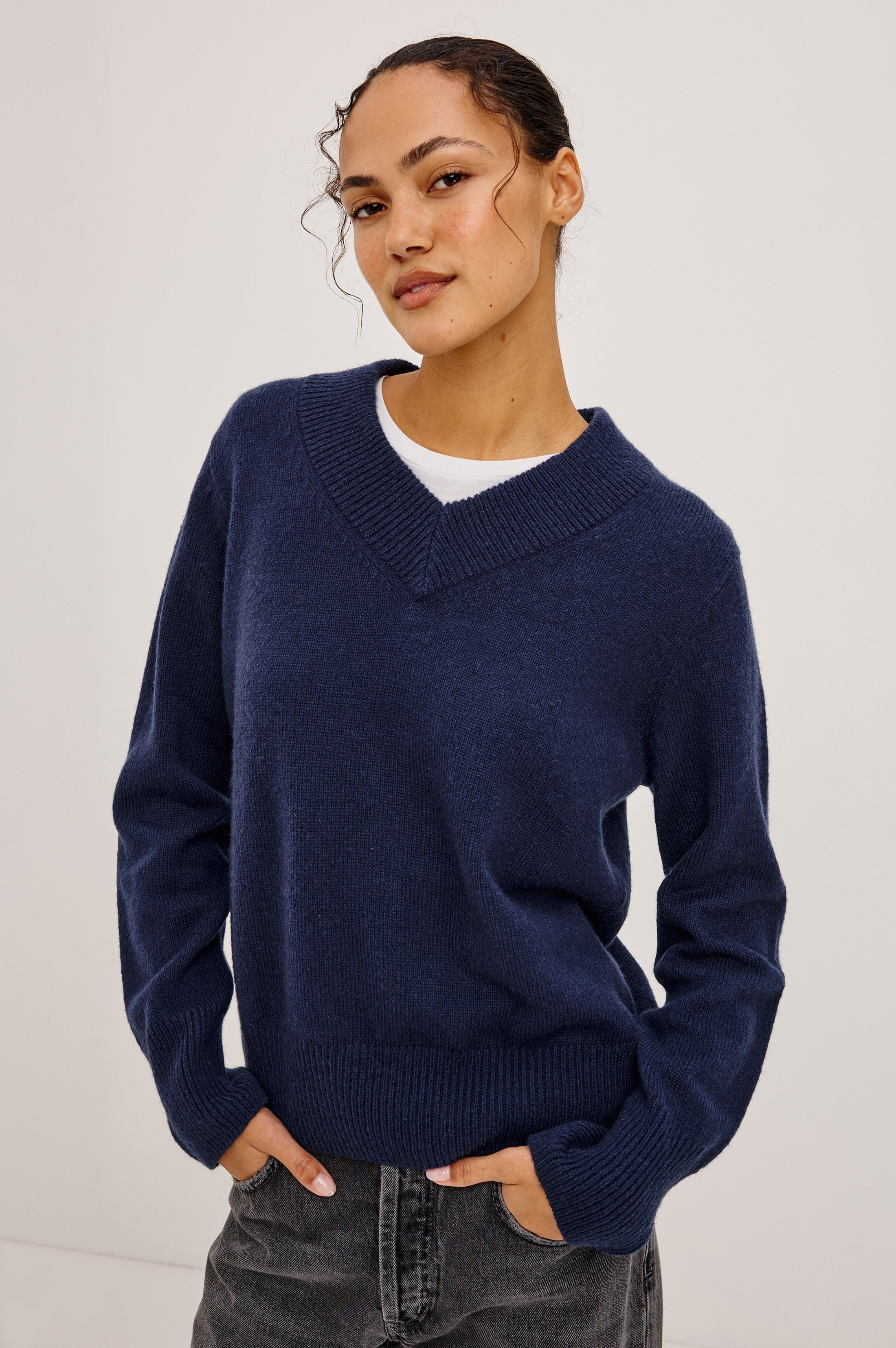 Lidya Sweater - Navy
