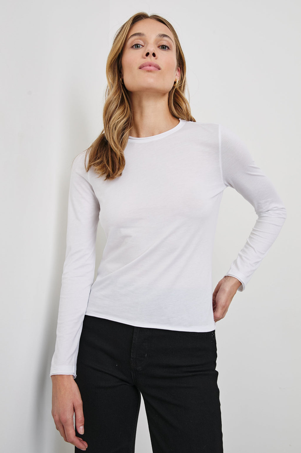 Long Sleeve Crew Neck T-Shirt - White