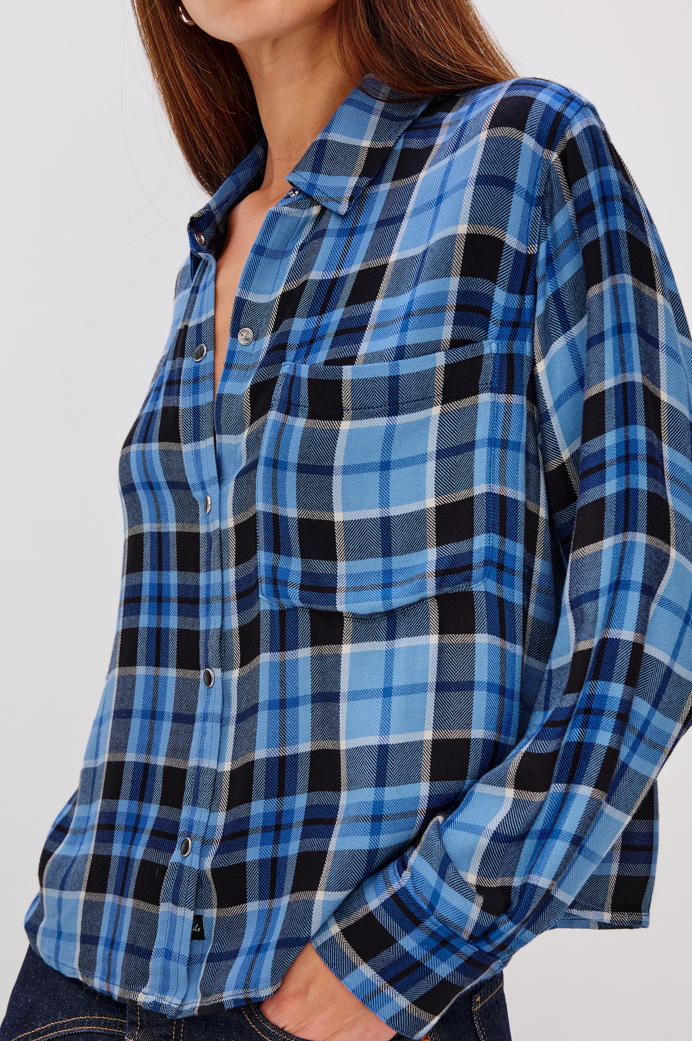 Malin Shirt - Midnight Blue White