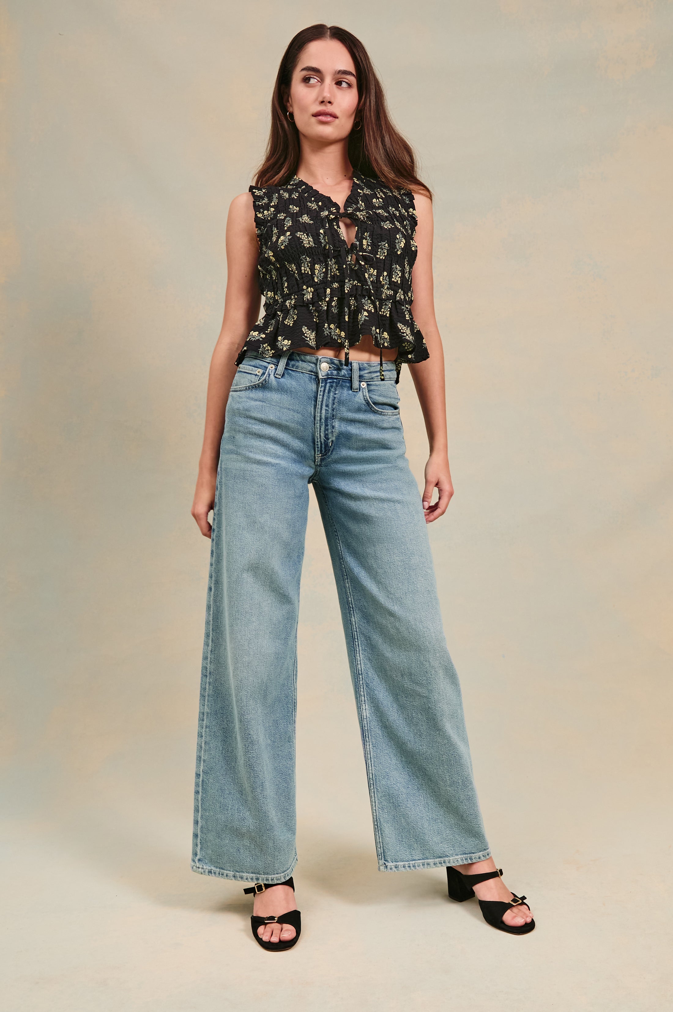Martine Top - Dark Amaryllis
