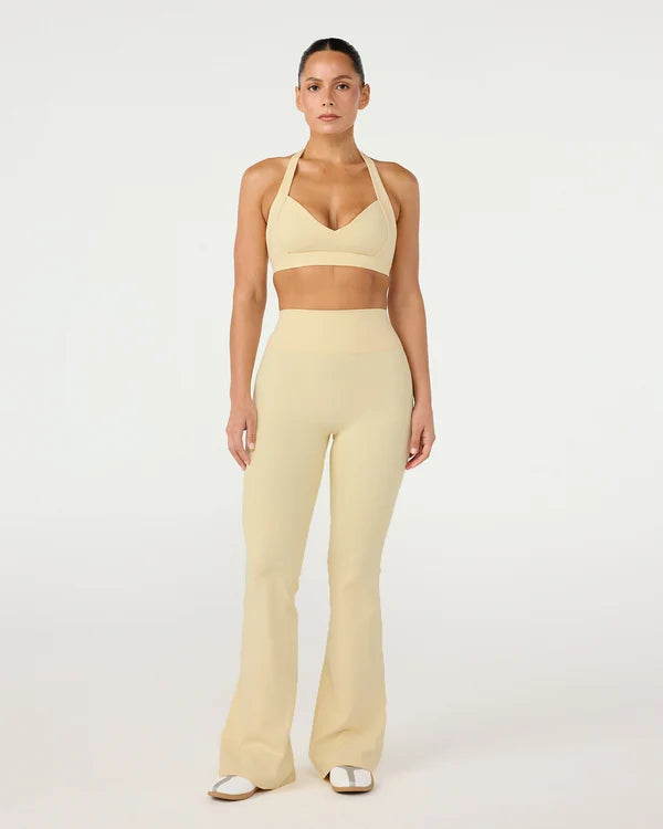 Form Invisible Scrunch Flare Fold Over Leggings