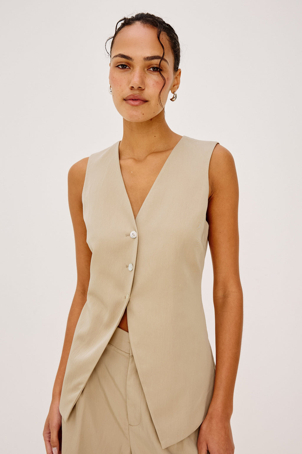 Mylah Vest - Almond