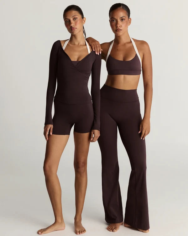Form Invisible Scrunch Flare Fold Over Leggings