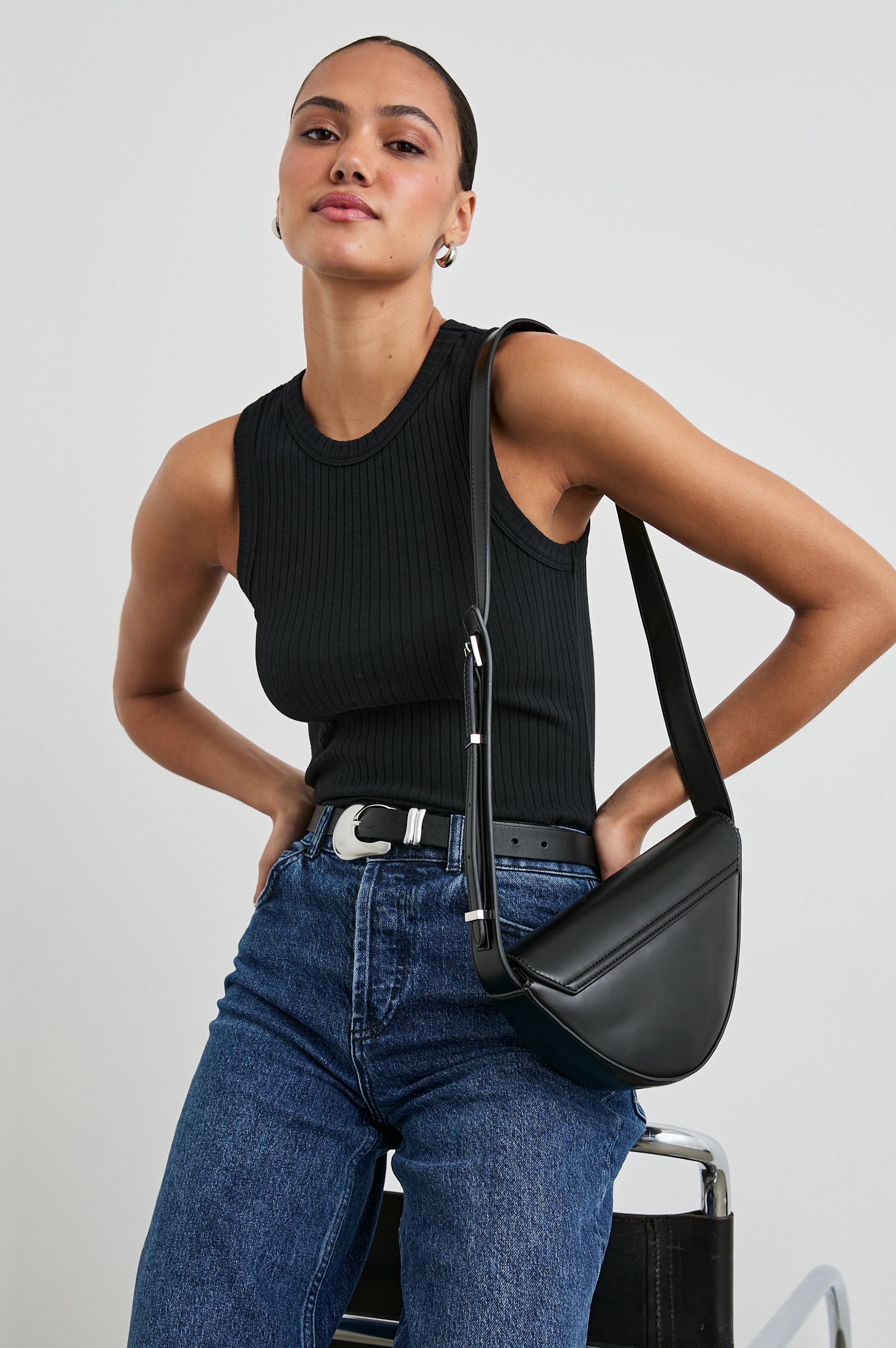 The Racer Tank - True Black