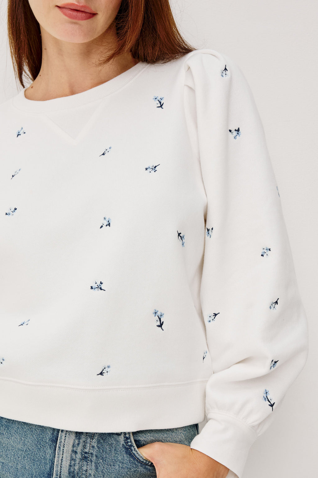 Tiffany Sweatshirt - Embroidered Blue Iris