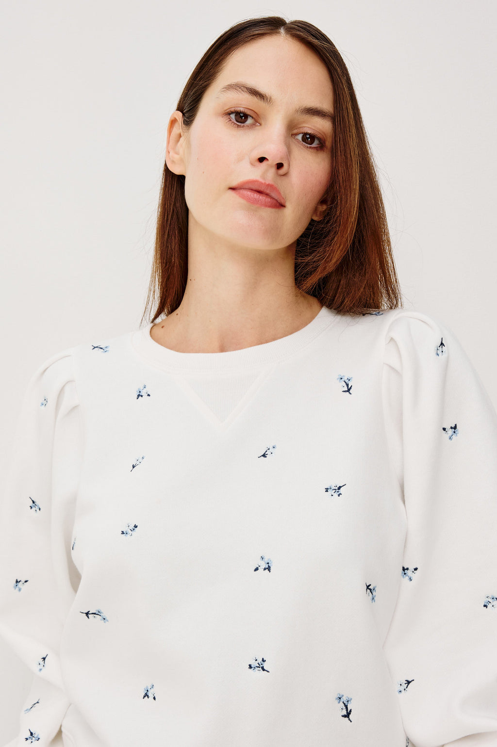 Tiffany Sweatshirt - Embroidered Blue Iris