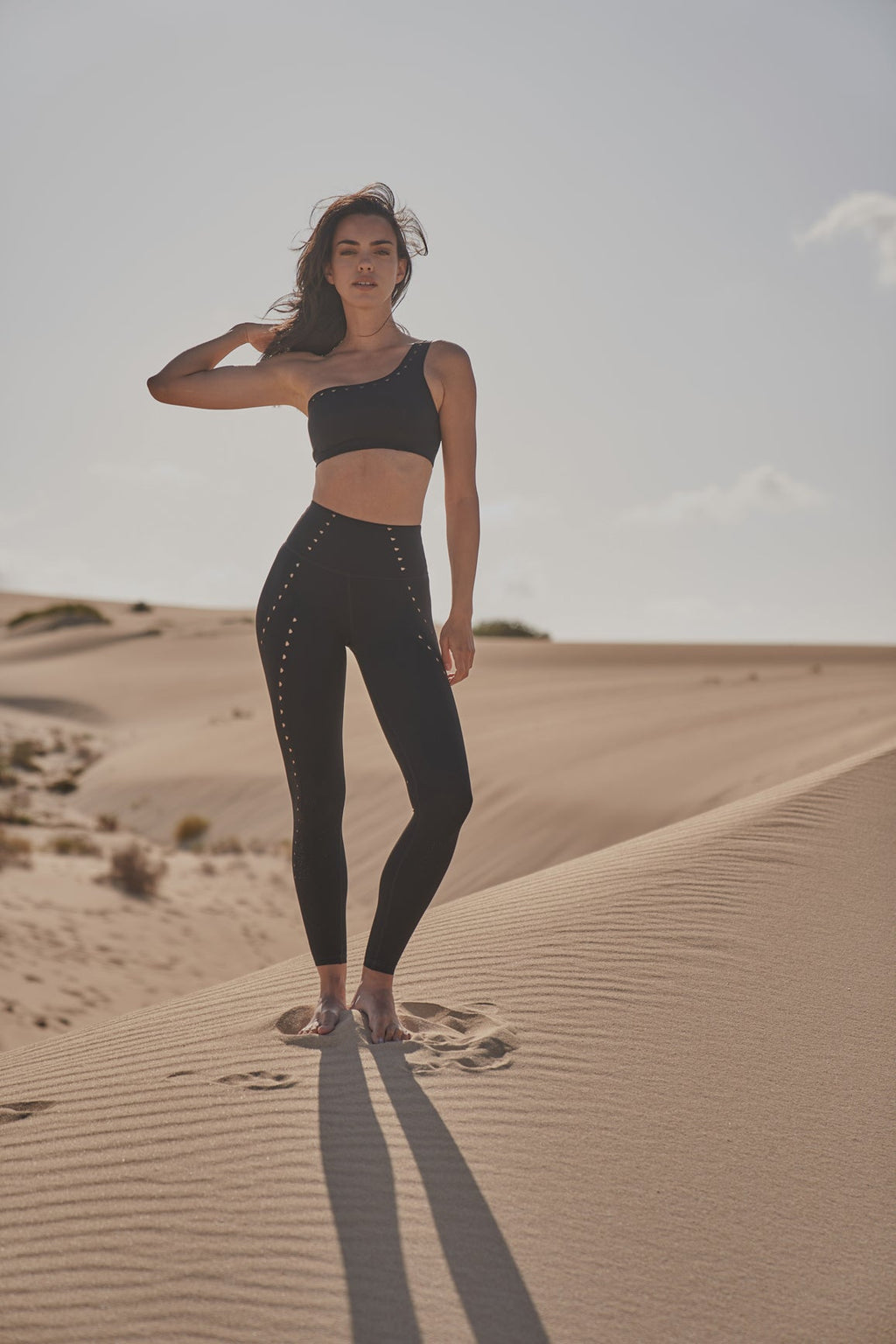 One-shoulder Laser Cut Sports Bra & Training Laser Cut Legging