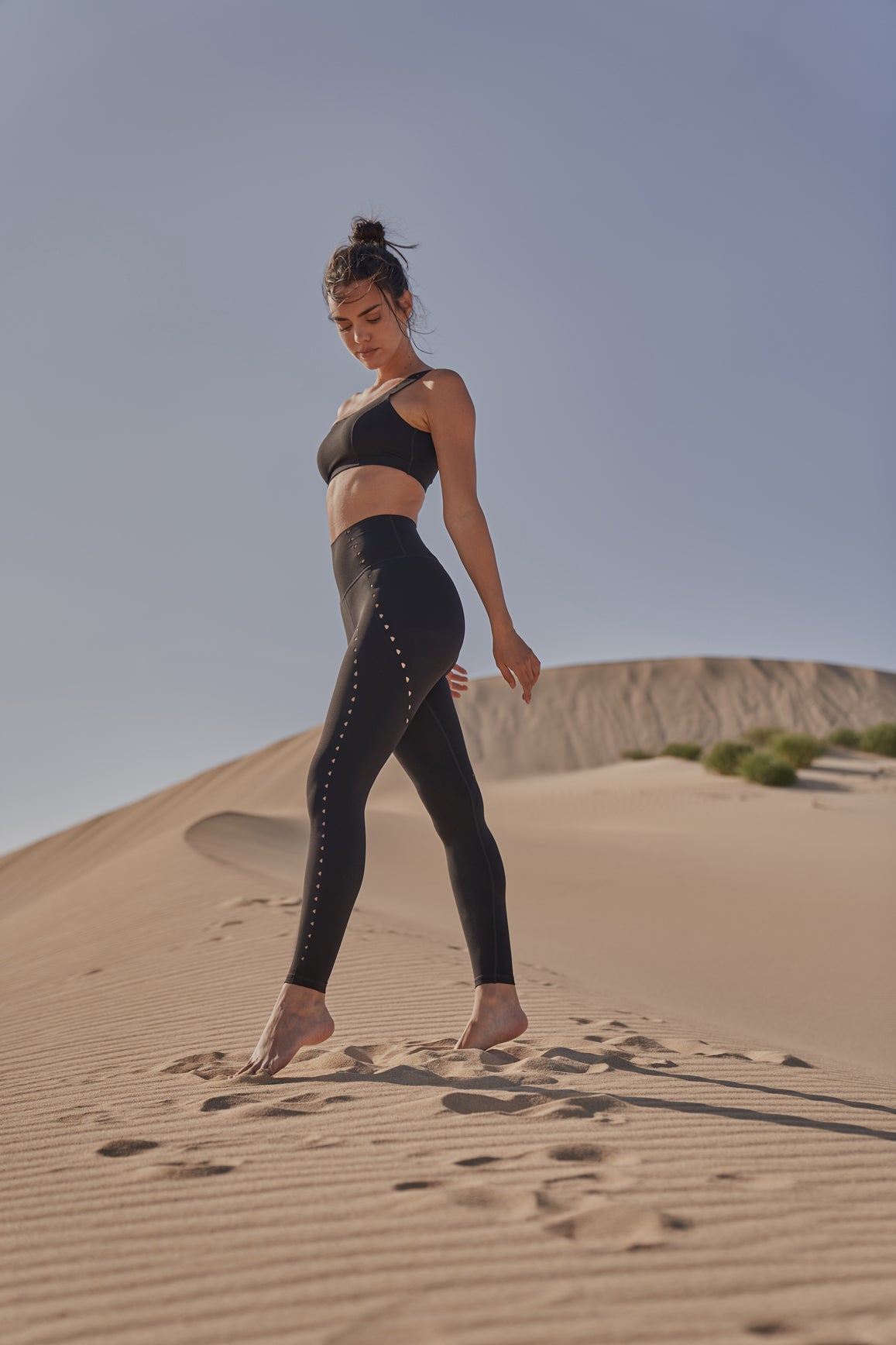 One-shoulder Laser Cut Sports Bra & Training Laser Cut Legging