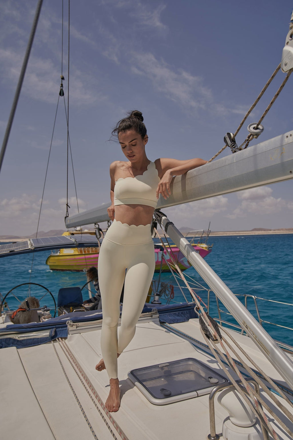 Dynamic One Shoulder Sports Bra & 7/8 High-Waist Energy Legging
