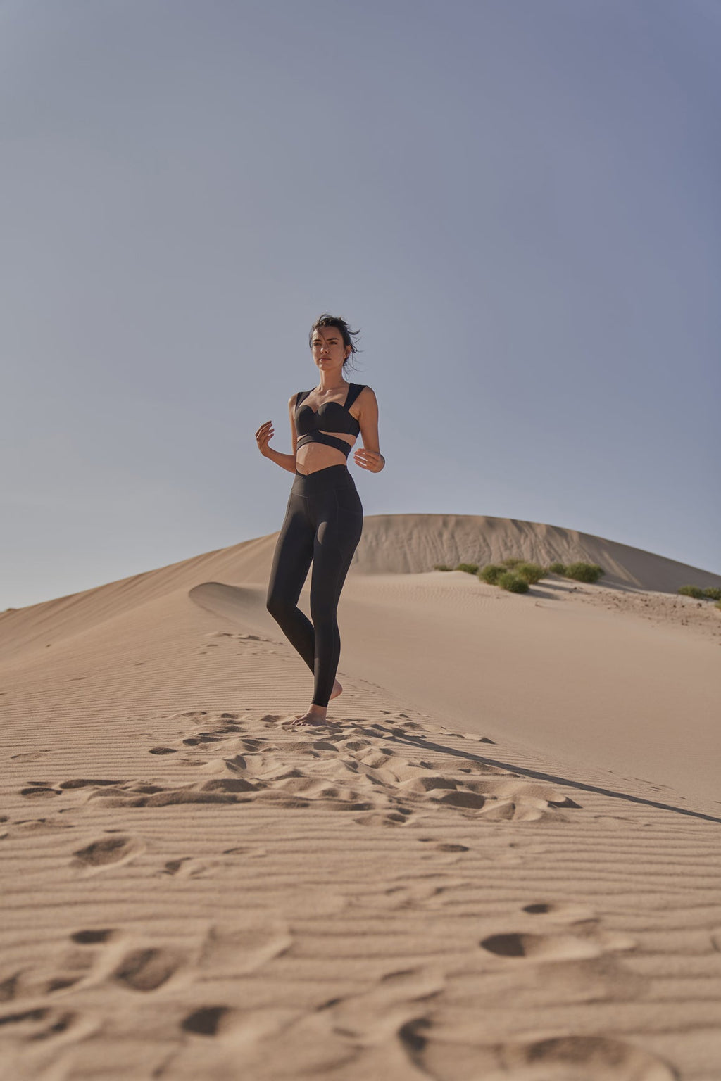 Elegant Corset Sports Bra & V-Waist Utility Legging
