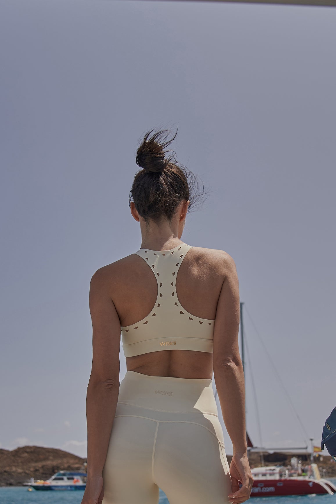 Racerback Laser Cut Sports Bra & V-Waist Vigorous Short
