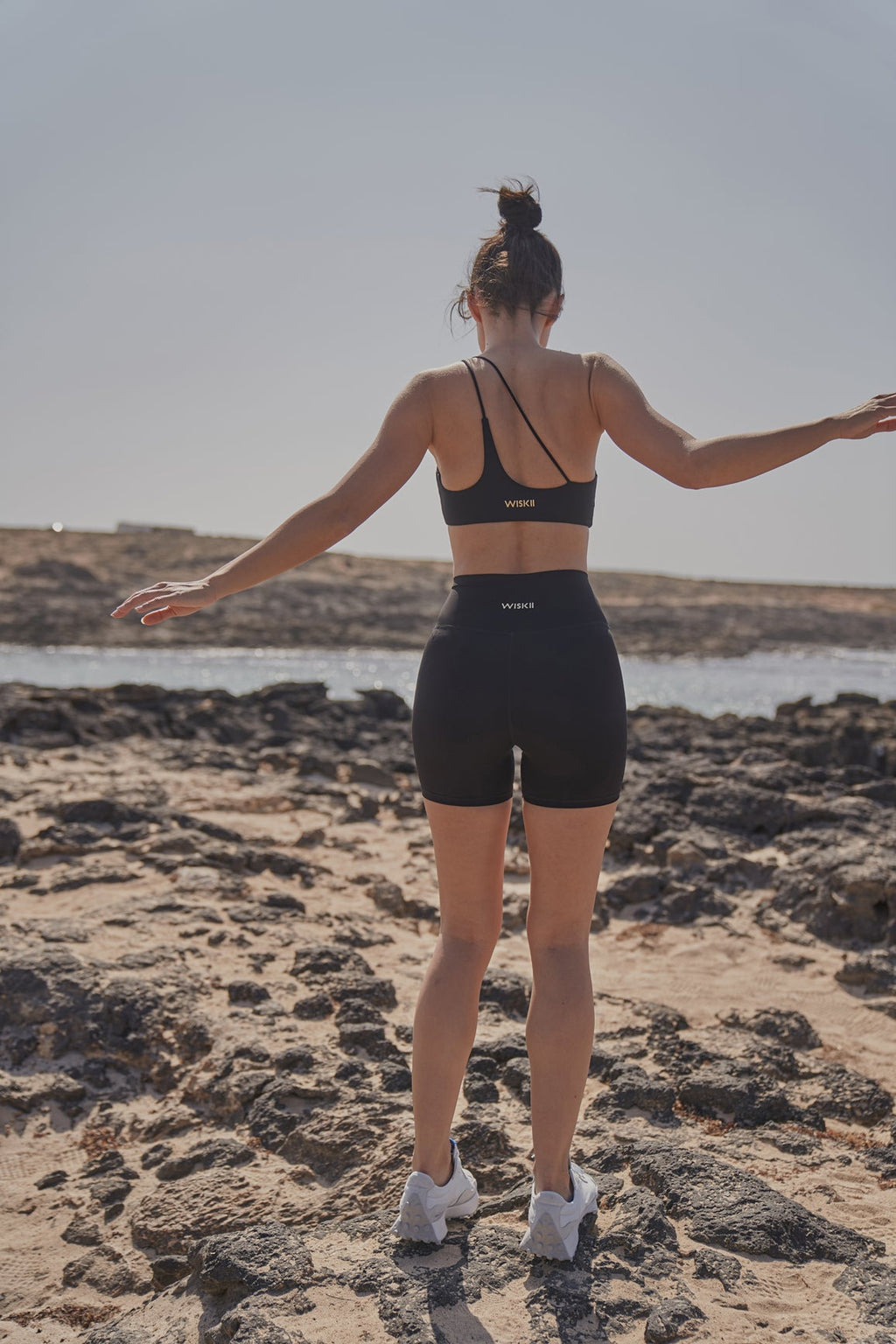 V-waist Laser Cut Sports Short